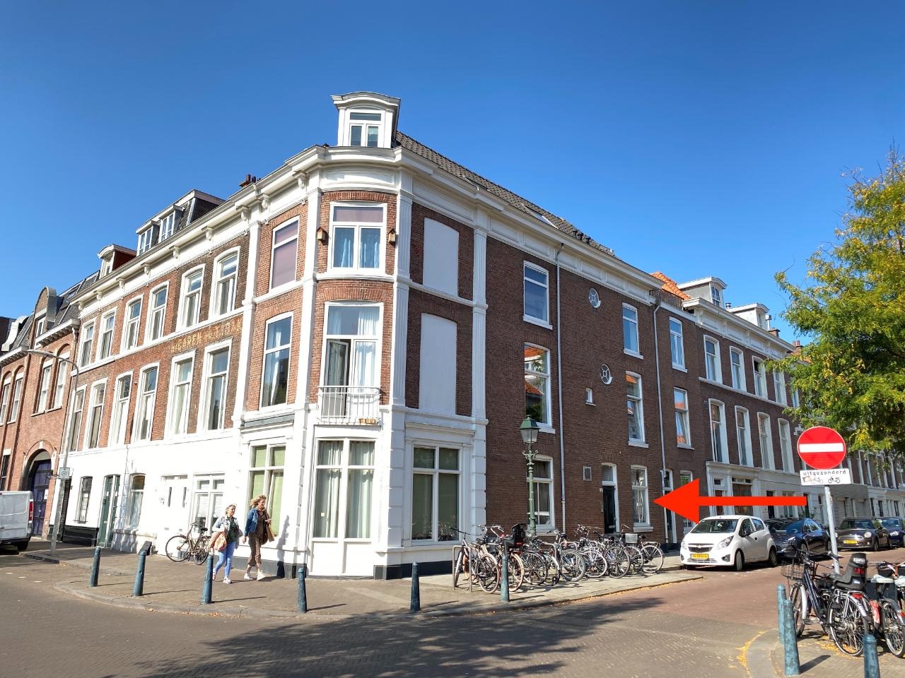Renovated room at Veenkade / Zeeheldenkwartier