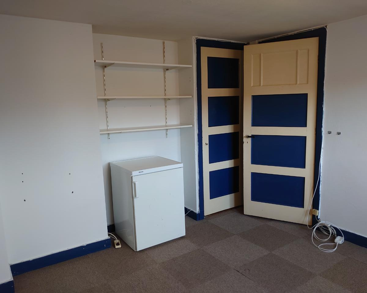 Kamer te huur in bovenwoning