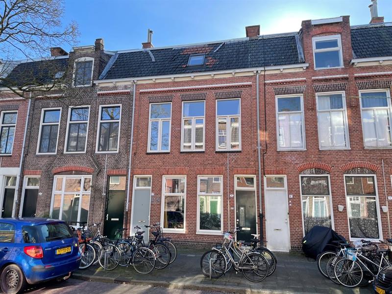 Nette kamer in de Oranjeweijk nabij centrum