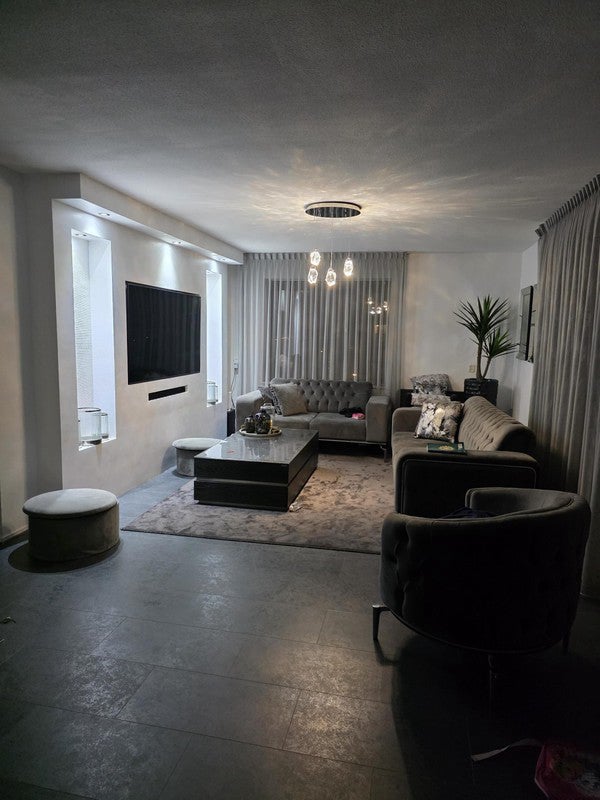 Appartement C P M Rommeplantsoen in Amsterdam