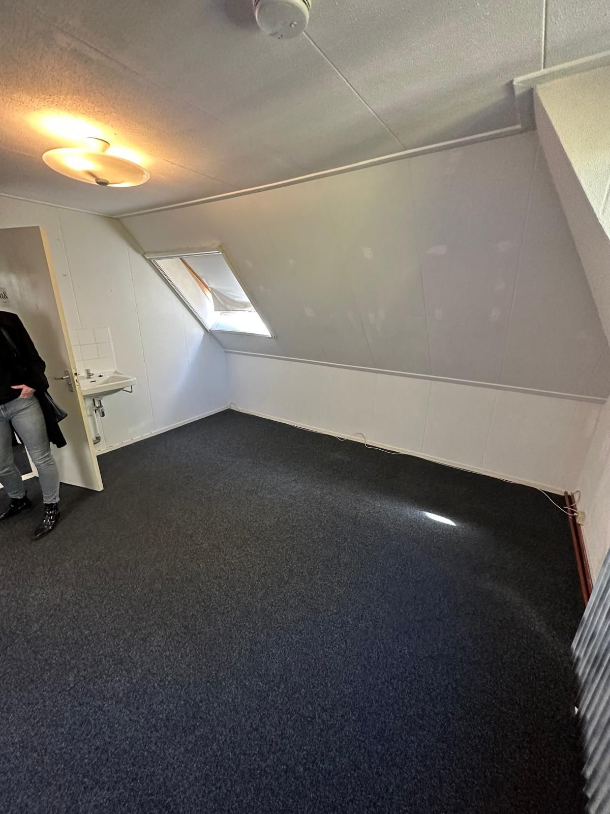 Ruime kamer in huize albertrots zeeheldenbuurt