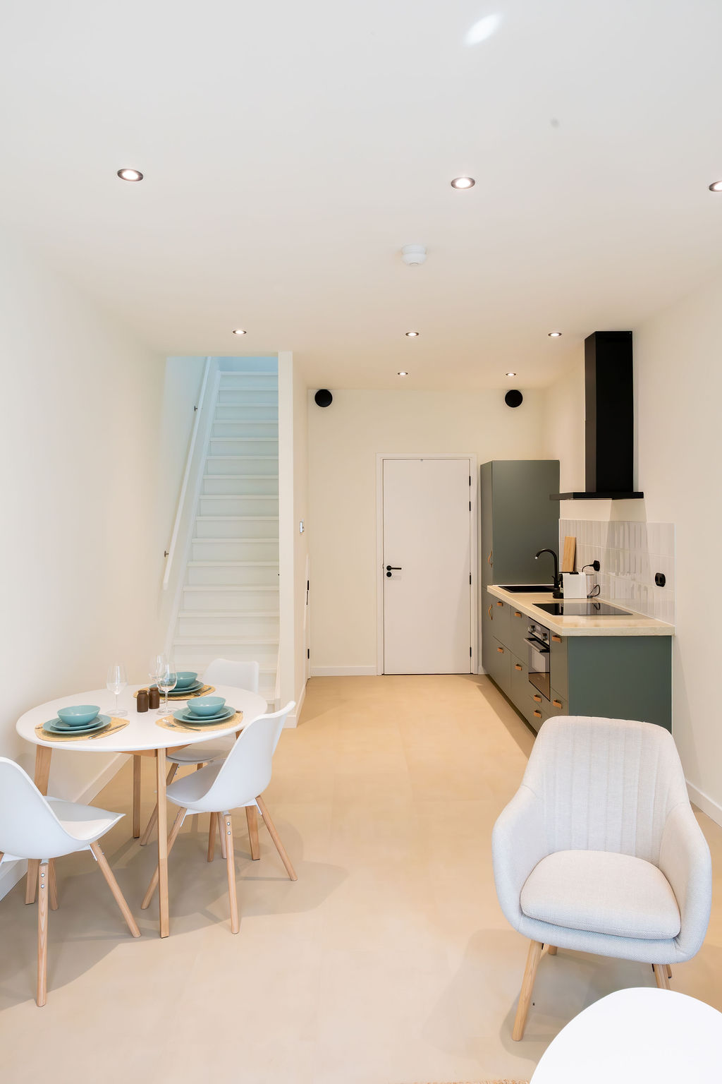 TE HUUR: APPARTEMENTEN AAN NOORDEINDE IN DELFT!