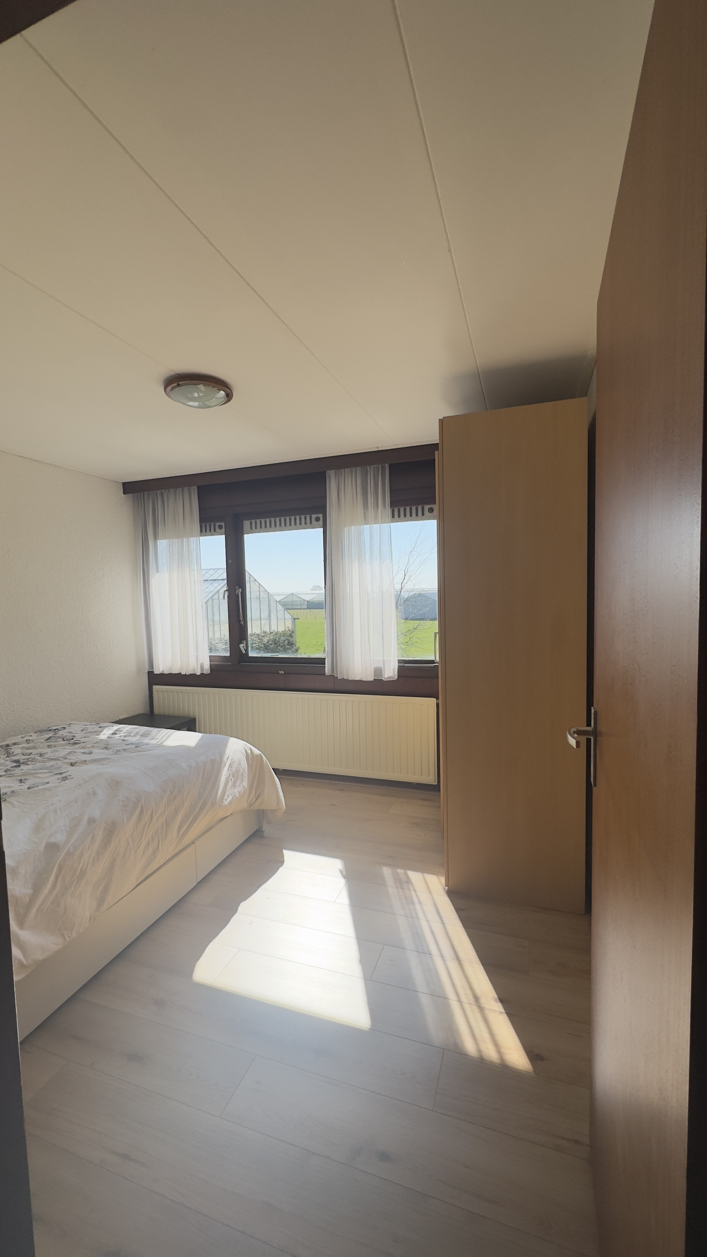 Room available in spacious home – Amstelveen