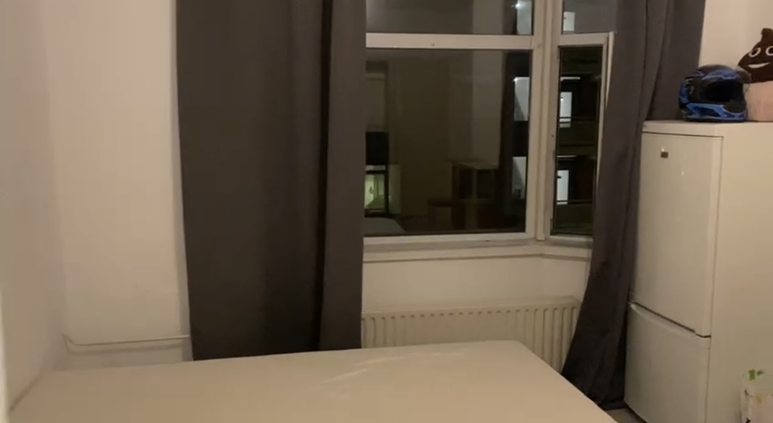 kamer in gezellig huis