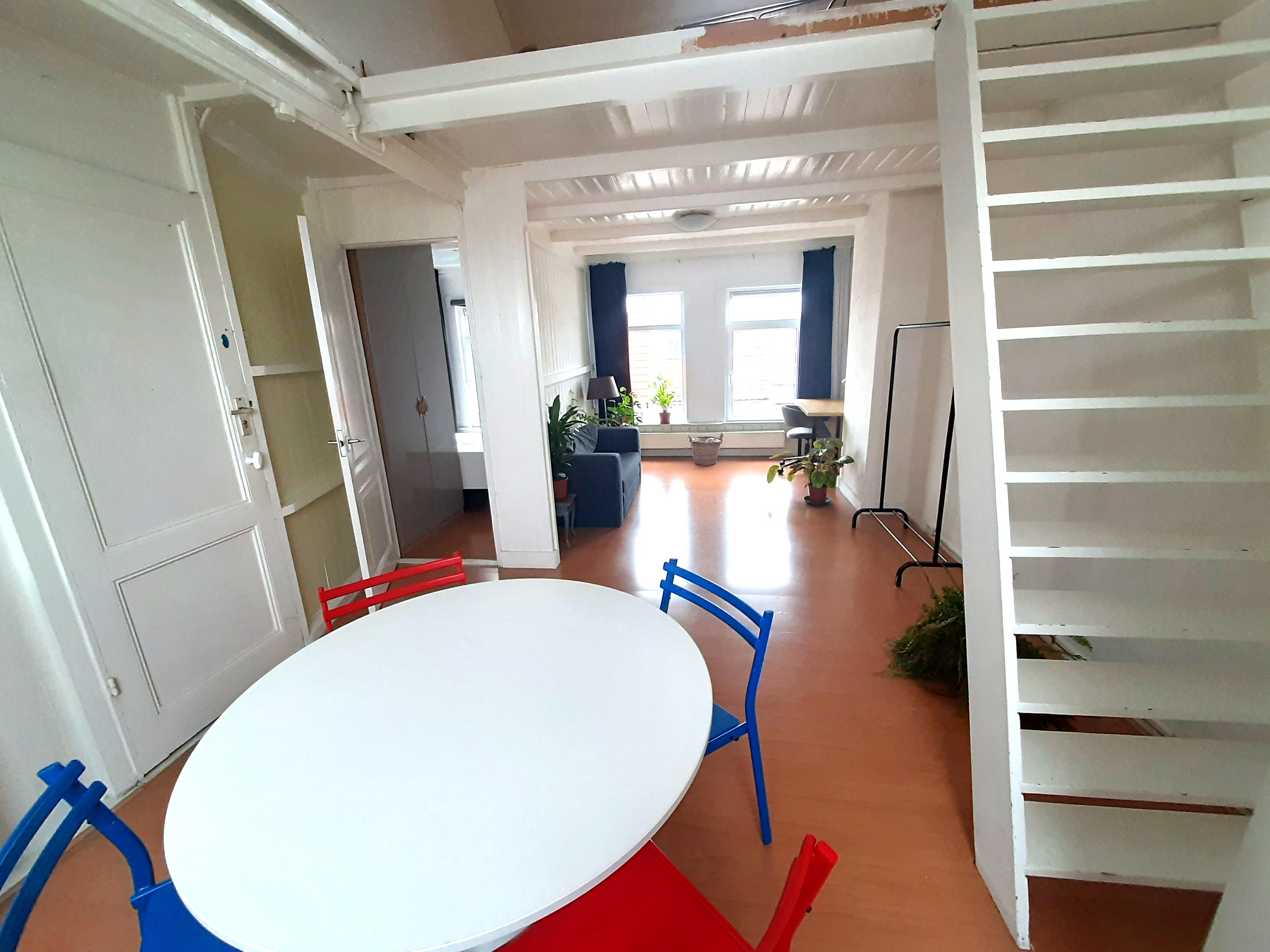 2 kamers te huur in Amsterdam Zuidoost