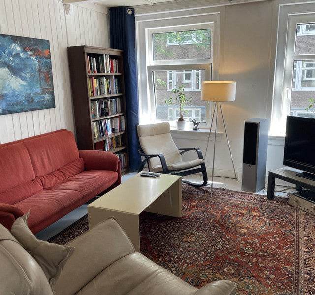 Appartement Paramaribostraat in Amsterdam